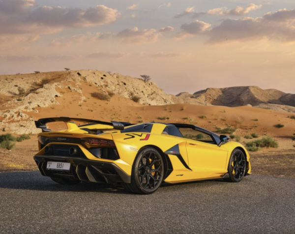 Aventador SVJ Roadster - Image 2