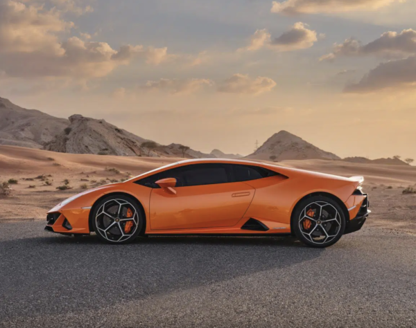 Huracan Evo Coupe - Image 4