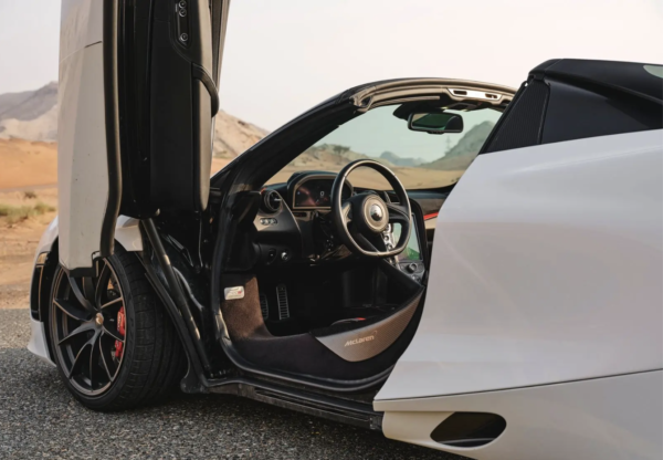 720S Spyder - Image 4
