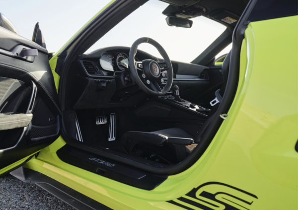 911 GT3 - Image 2